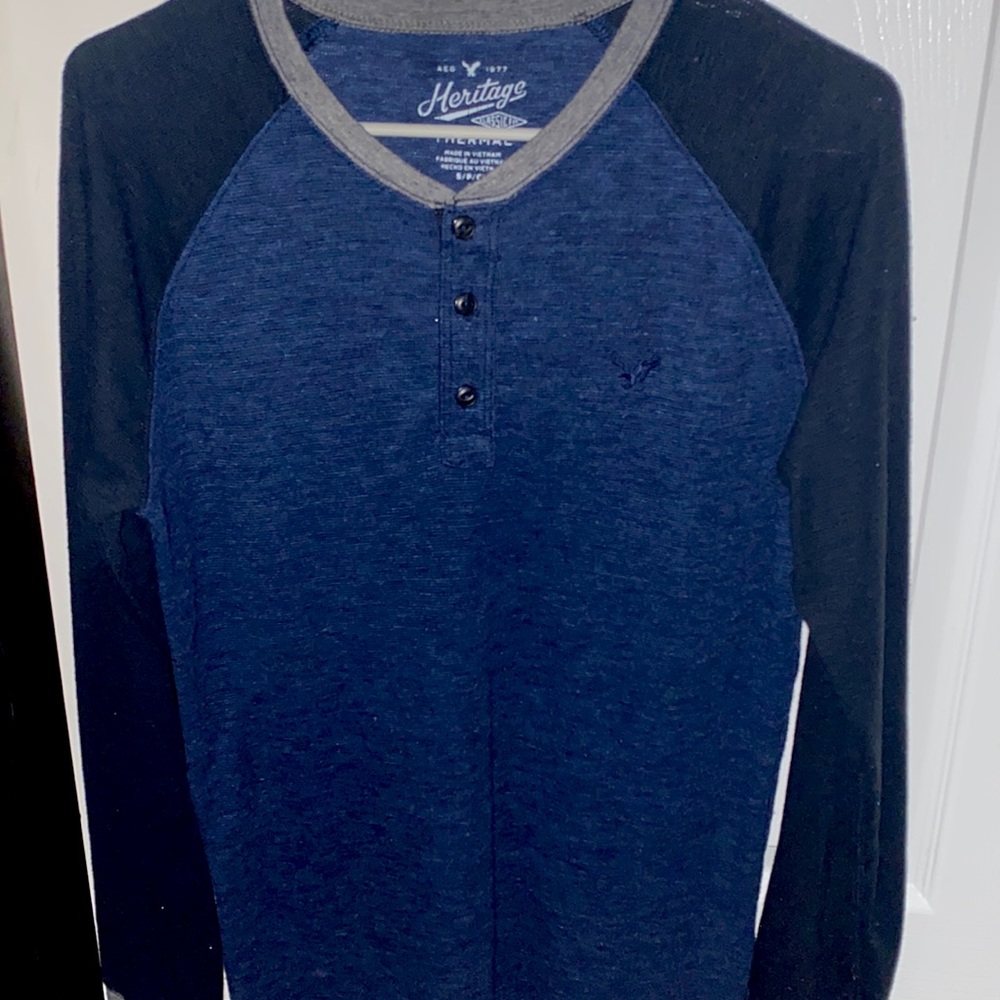 American Eagle Long Sleeve Tee shirt